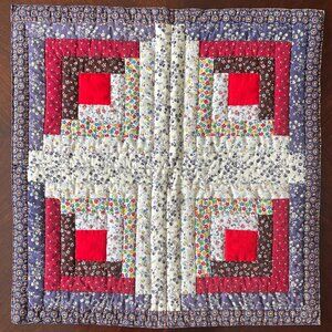 Hand-Stitched Patchwork Hand Quilted LOG CABIN Block Wall Hanging / Table Topper